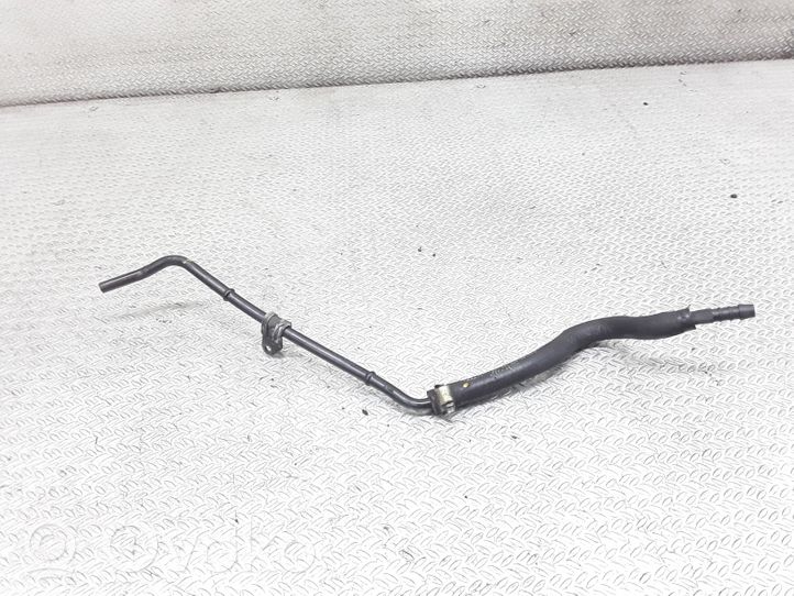 Audi A4 S4 B5 8D Vacuum line/pipe/hose 058133367