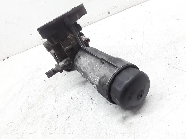 Volkswagen PASSAT B5 Supporto di montaggio del filtro dell’olio 038115389C