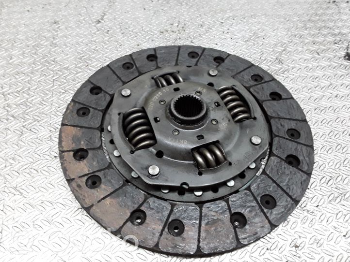 Volkswagen Golf IV Clutch pressure plate 320028610