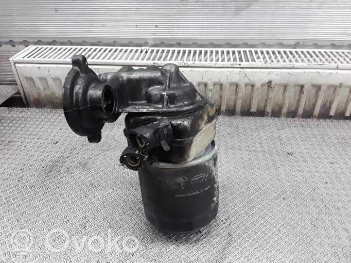 Volvo S70  V70  V70 XC Oil filter mounting bracket 074115417E