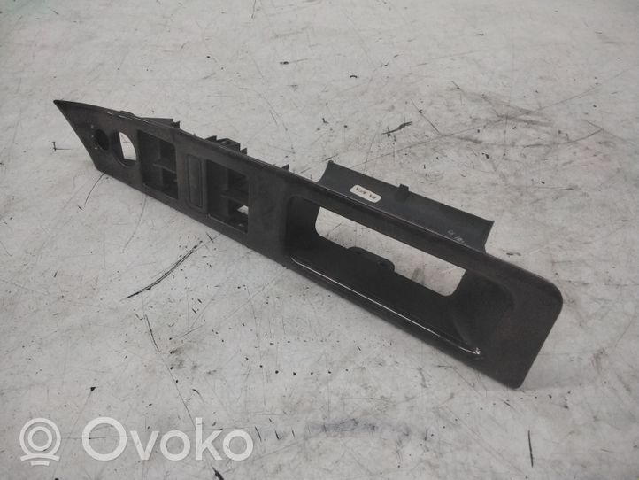 Audi A8 S8 D2 4D Rivestimento della maniglia interna per portiera anteriore 4DI959521