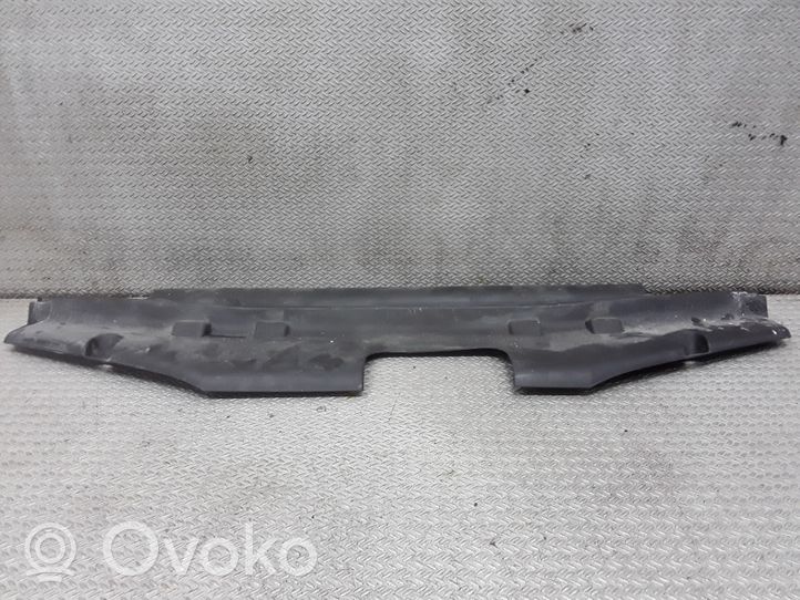 Nissan Primera Radiateur panneau supérieur d'admission d'air 61874AV610