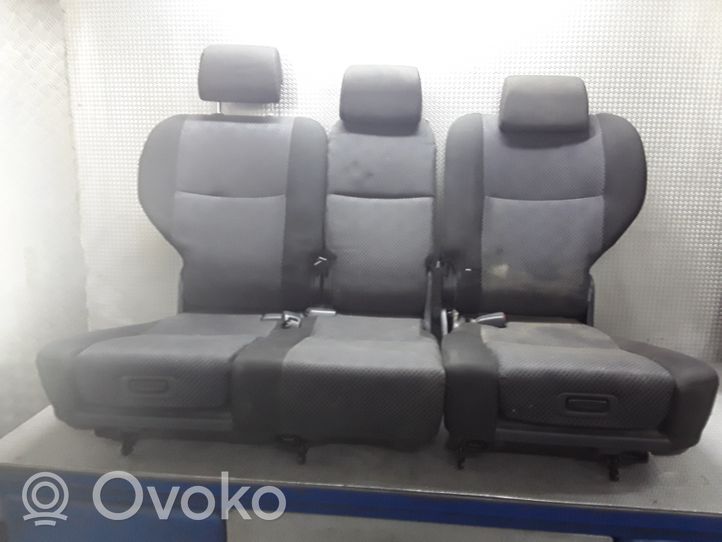 Toyota Corolla Verso E121 Fotele / Kanapa / Boczki / Komplet 