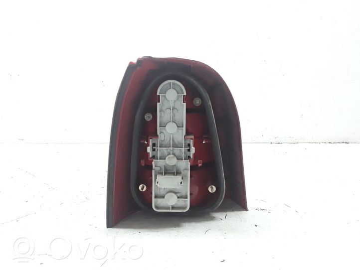 Audi A4 S4 B5 8D Lampa tylna 8D9945096C