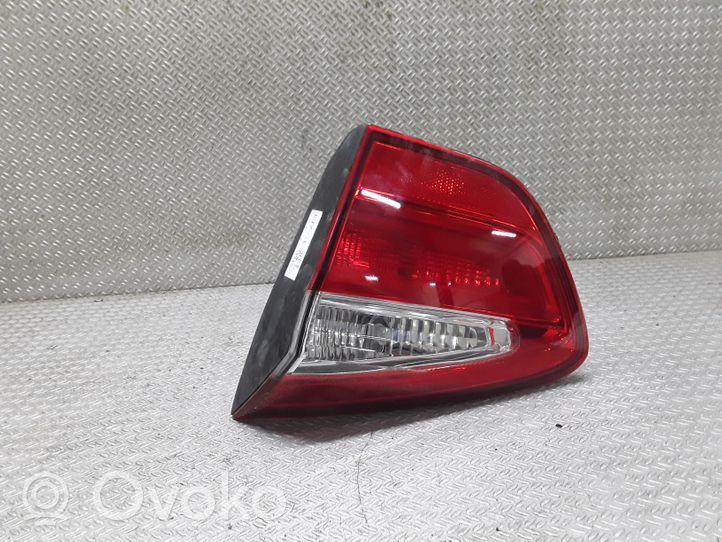 KIA Rio Takaluukun takavalot 92404