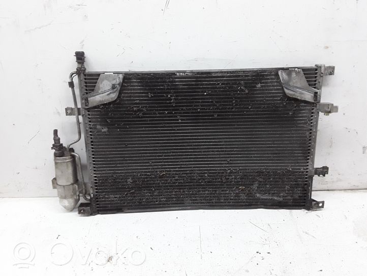 Volvo S60 Radiador de refrigeración del A/C (condensador) 30676414