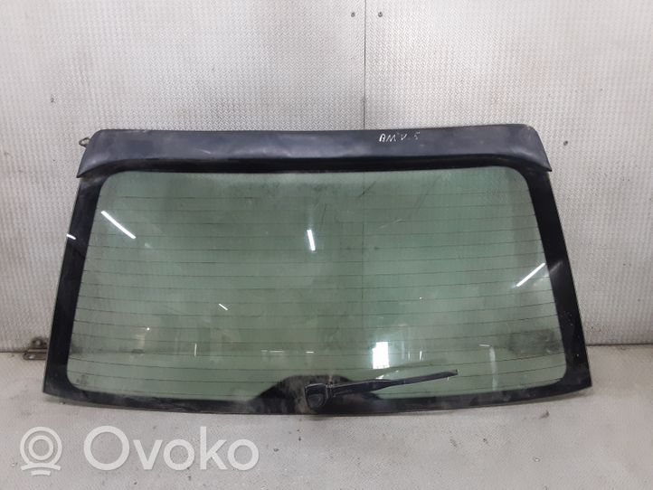 BMW 5 E34 Opening tailgate glass 