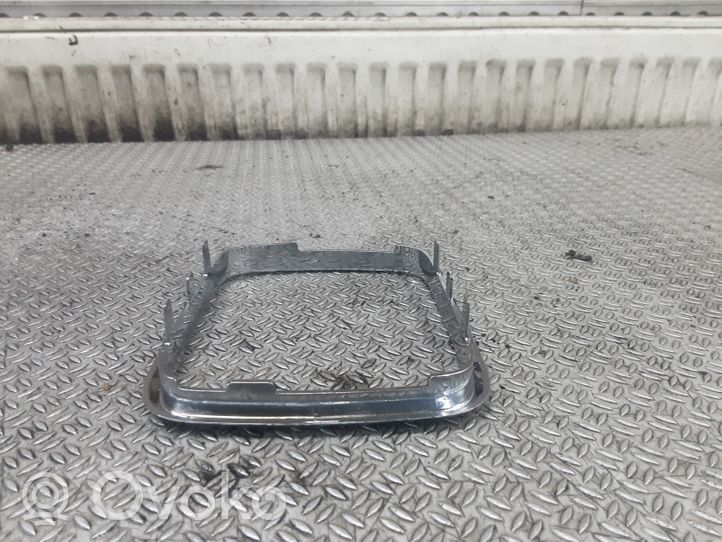 Mercedes-Benz B W245 Ramka drążka zmiany biegów 169267061