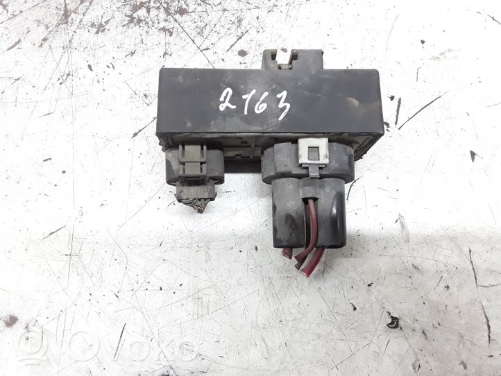 Volkswagen New Beetle Coolant fan relay 1J0919506H