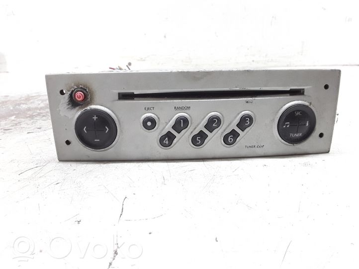 Renault Modus Radio / CD/DVD atskaņotājs / navigācija 8200357388