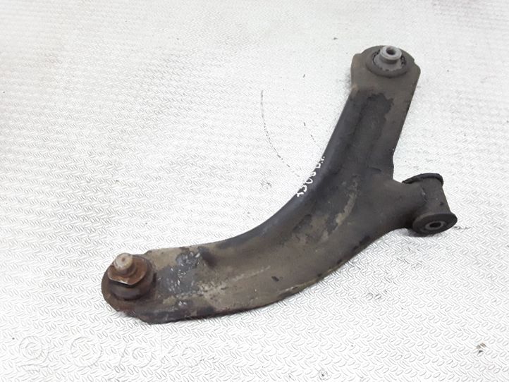 Renault Modus Front lower control arm/wishbone 