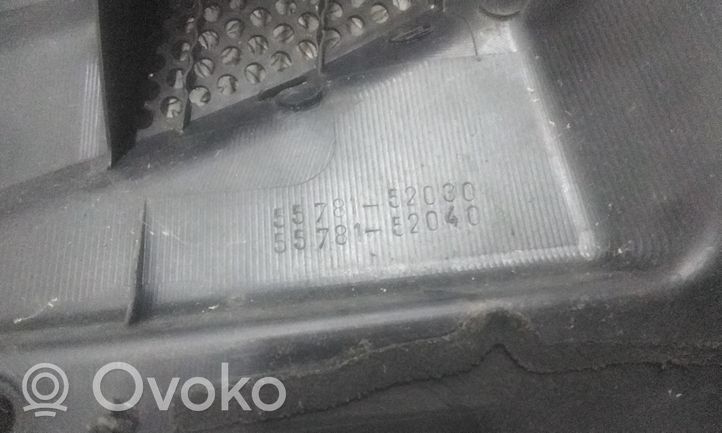 Toyota Echo Rivestimento del tergicristallo 5578152030