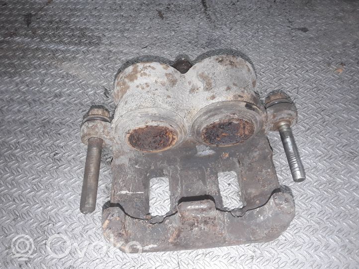 Mitsubishi Pajero Front brake caliper 