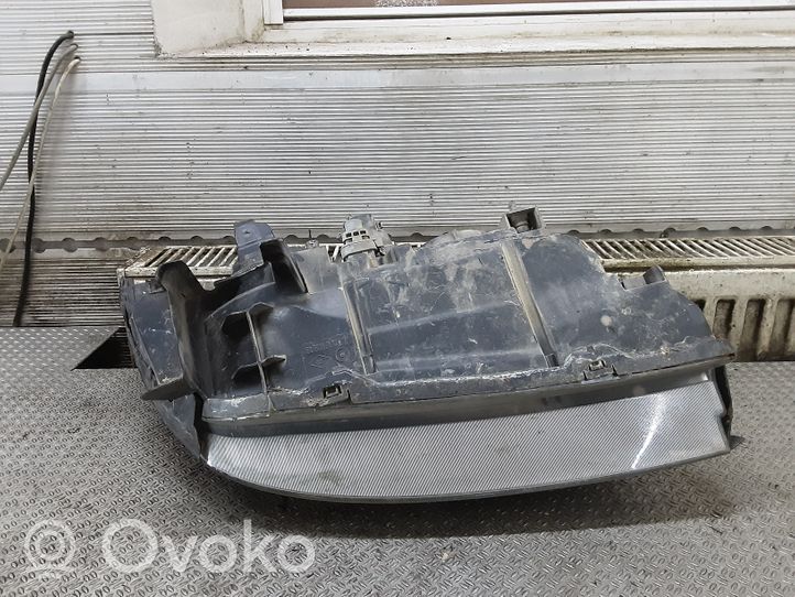 Renault Scenic RX Priekšējais lukturis 7700432094