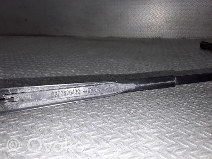 Dacia Logan Pick-Up Windshield/front glass wiper blade 8200620432