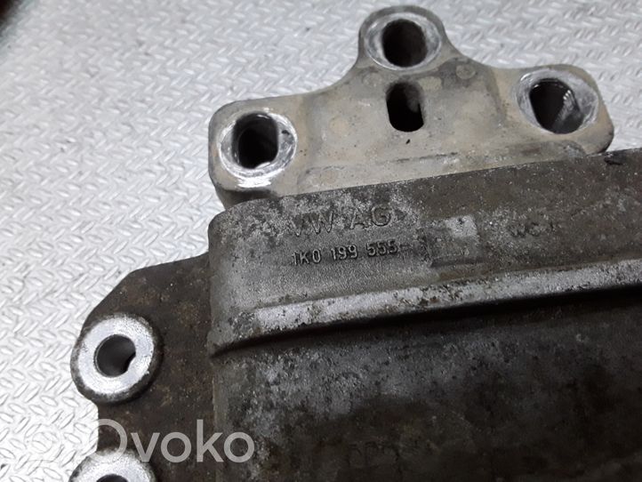 Volkswagen Golf V Supporto della scatola del cambio 1K0199555