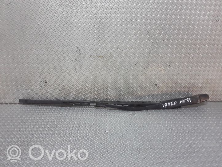 Mercedes-Benz Vaneo W414 Takalasinpyyhkimen sulka A4148200144