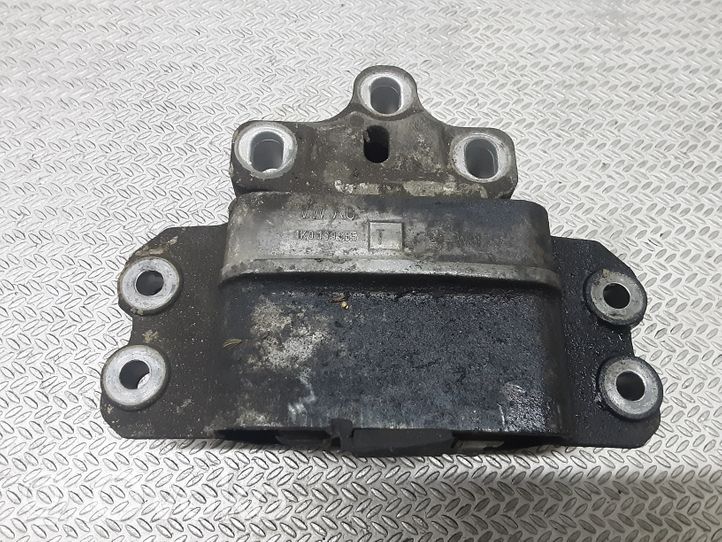 Audi A3 S3 A3 Sportback 8P Supporto della scatola del cambio 1K0199555