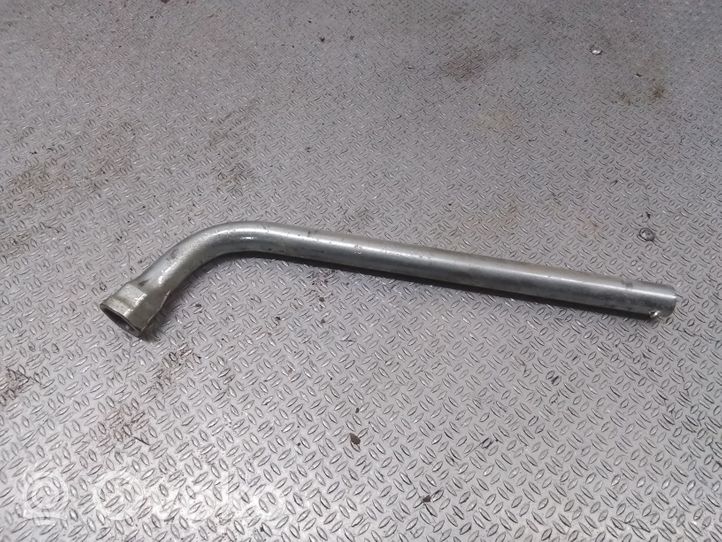 Volkswagen Transporter - Caravelle T5 Wheel nut wrench 