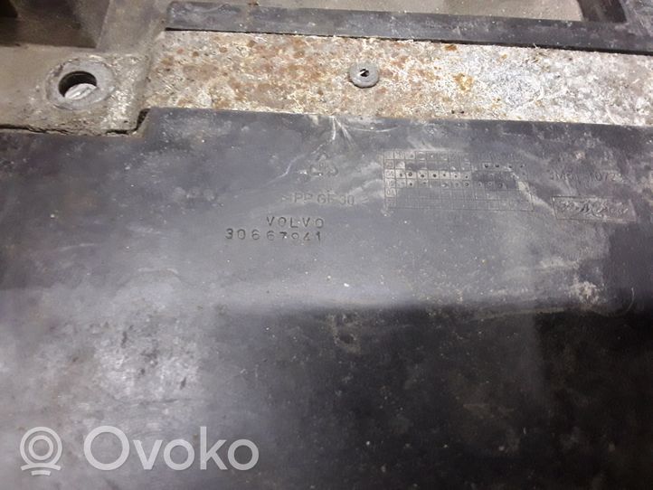 Volvo V50 Boîte de batterie 30666741