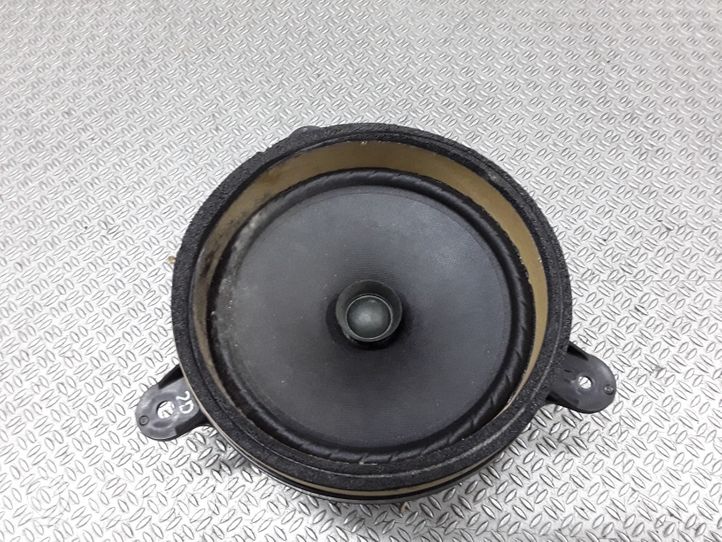 Subaru Legacy Enceinte de porte arrière 86301AG101