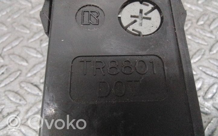 Toyota RAV 4 (XA10) Botón interruptor de luz de peligro TR8801