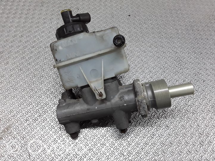 Opel Movano A Główny cylinder hamulca 7700314756A