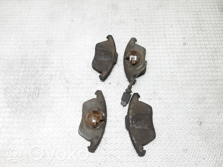 Volkswagen PASSAT B6 Brake pads (front) 