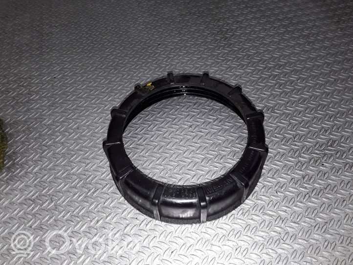 Nissan X-Trail T30 Bague de verrouillage pour réservoir de carburant 1734379900