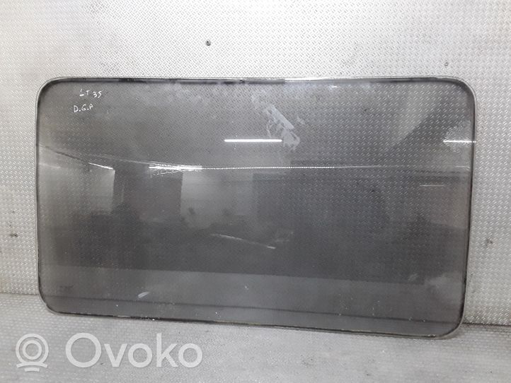 Volkswagen II LT Side middle window/glass 