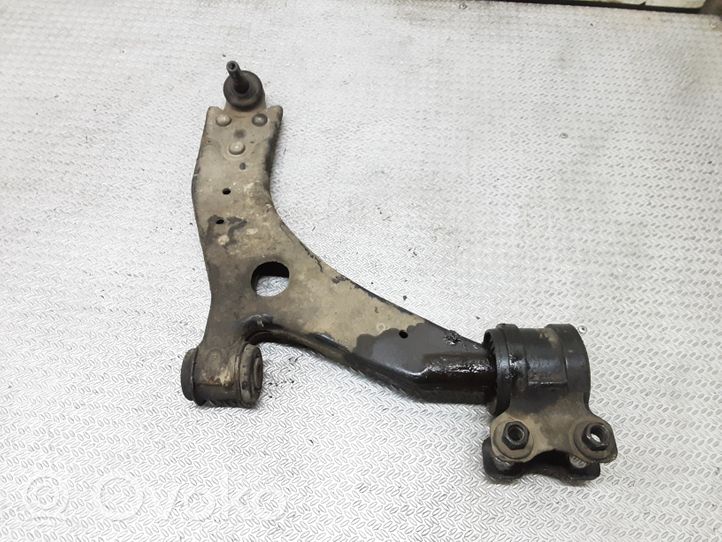 Ford Focus C-MAX Front lower control arm/wishbone 