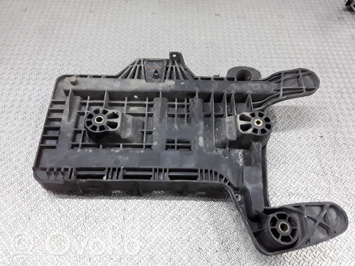 Seat Toledo III (5P) Batteriegestell 1K0915333C