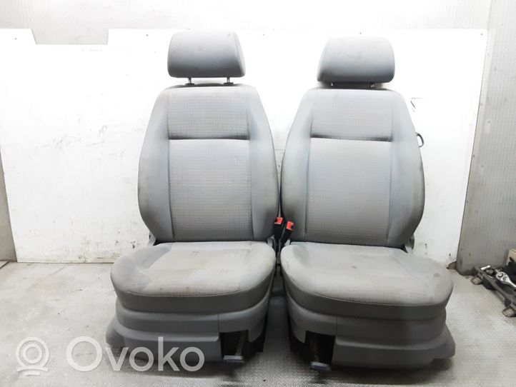 Volkswagen Caddy Conjunto de molduras de la puertas y los asientos 