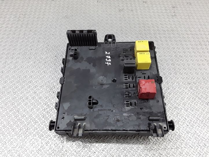 Cadillac BLS Module de fusibles 12766739