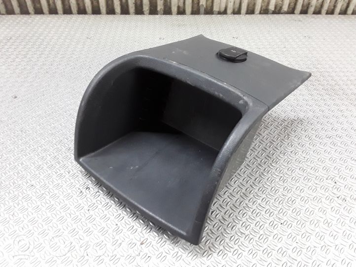 Seat Leon (1P) Altri elementi della console centrale (tunnel) 1P0863289