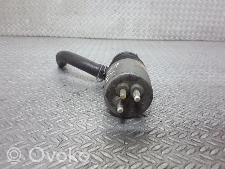 Mercedes-Benz E W210 Pompe de lave-glace de pare-brise 