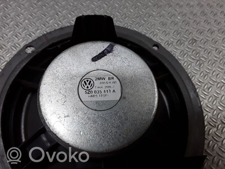 Volkswagen Fox Głośnik drzwi tylnych 5Z0035411A