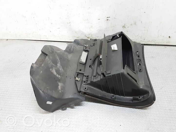 Volvo S60 Kit de boîte à gants 8650374