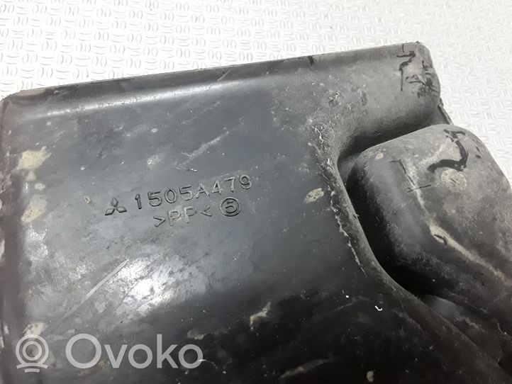 Mitsubishi ASX Oro paėmimo kanalo detalė (-ės) 1505A479