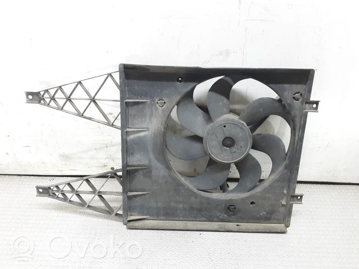 Skoda Fabia Mk1 (6Y) Ventilatore di raffreddamento elettrico del radiatore 6Q0121207C