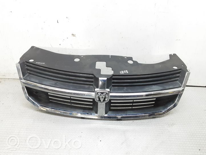 Dodge Avenger Maskownica / Grill / Atrapa górna chłodnicy 05116322