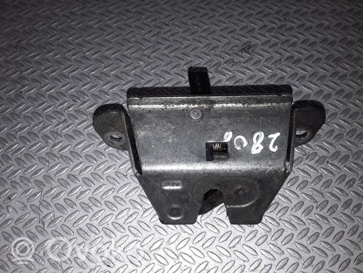 Toyota Aygo AB10 Serrure de loquet coffre 693500H010