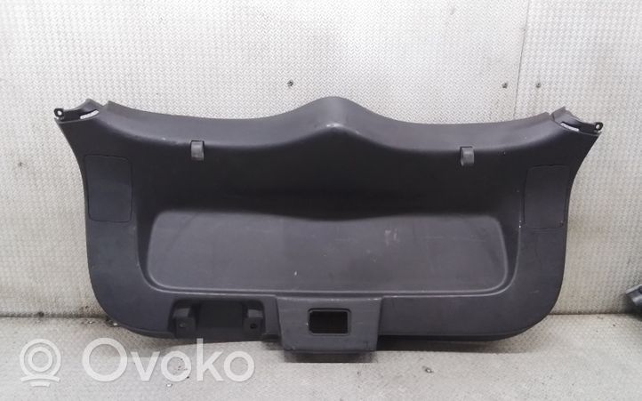 Mitsubishi Lancer VIII Rivestimento portellone posteriore/bagagliaio 7224A038