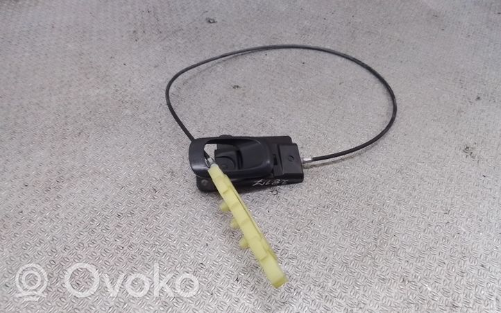 Mitsubishi Lancer VIII Kabel / uchwyt tylnego siedzenia TA400346