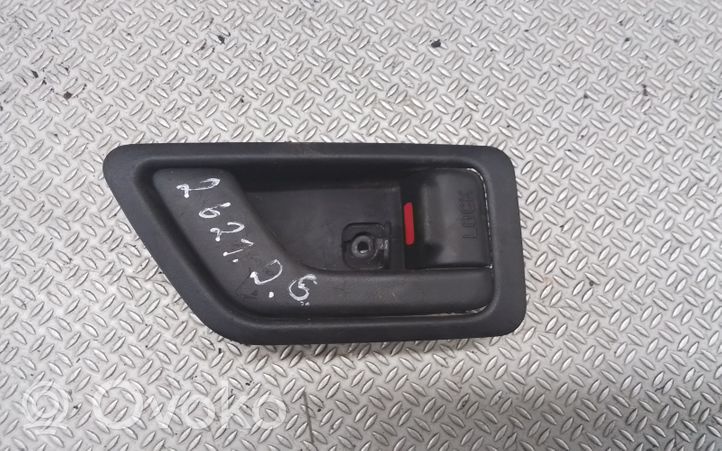 Hyundai Getz Iekšējais atvēršanas rokturītis 826201C020