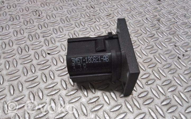 Ford C-MAX I Windscreen/window heater switch 