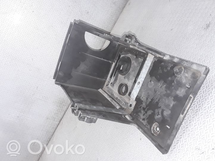 Ford C-MAX I Battery tray 