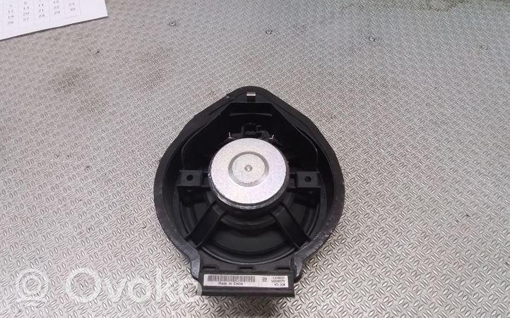 Opel Meriva B Altoparlante portiera anteriore 13350321