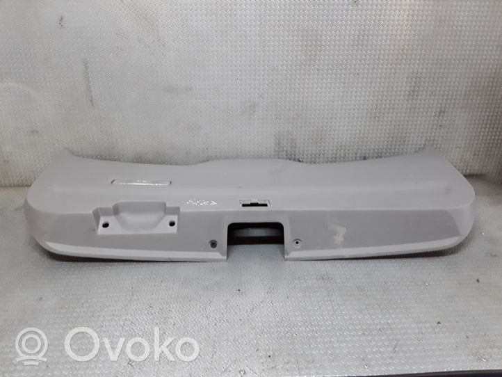 Mitsubishi Grandis Verkleidung Abdeckung Heckklappe Kofferraumdeckel MR576115