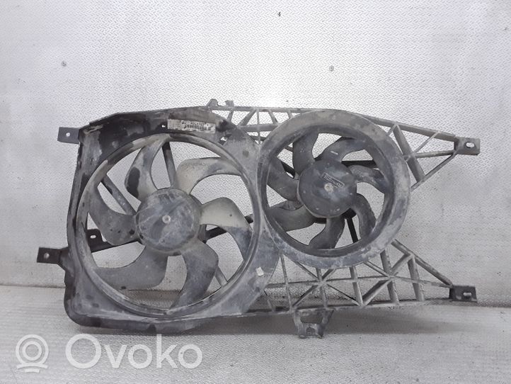 Opel Vivaro Electric radiator cooling fan 1831458